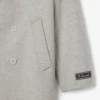 Abrigo de lana con diseño en V y doble botonadura para hombre
