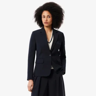Blazer de lana de corte entallado con logotipo bordado para mujer