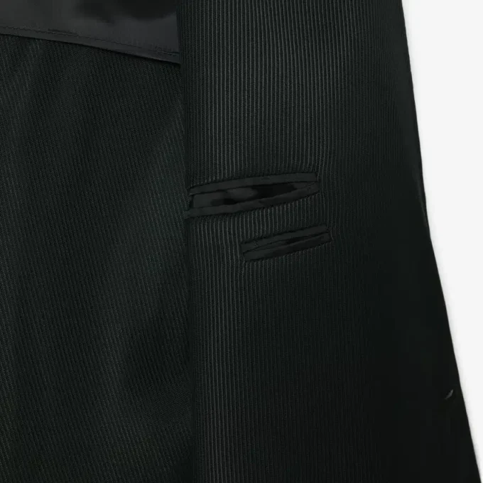 Blazer de satén con cuello chal de la pasarela