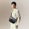 Bolso bandolera pequeño con monograma