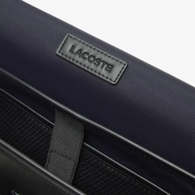 Bolso clásico con solapa de Lacoste