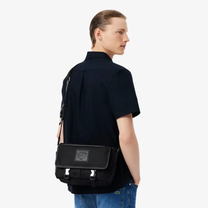 Bolso clásico con solapa de Lacoste