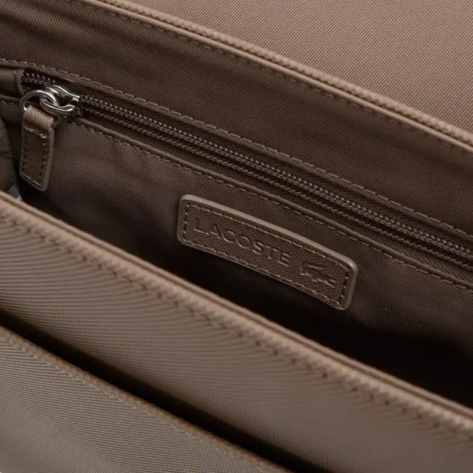 Bolso de hombro clásico con solapa