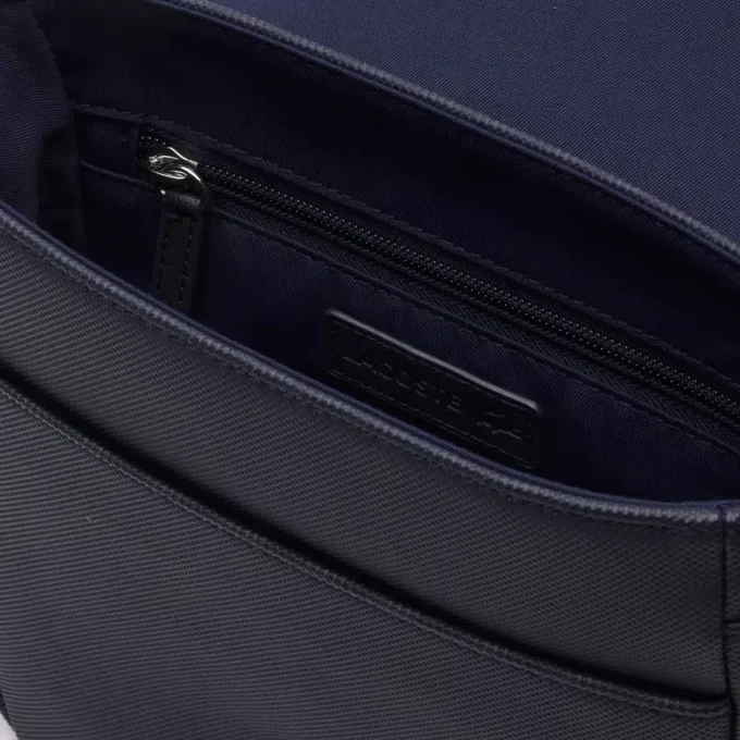 Bolso de hombro clásico con solapa