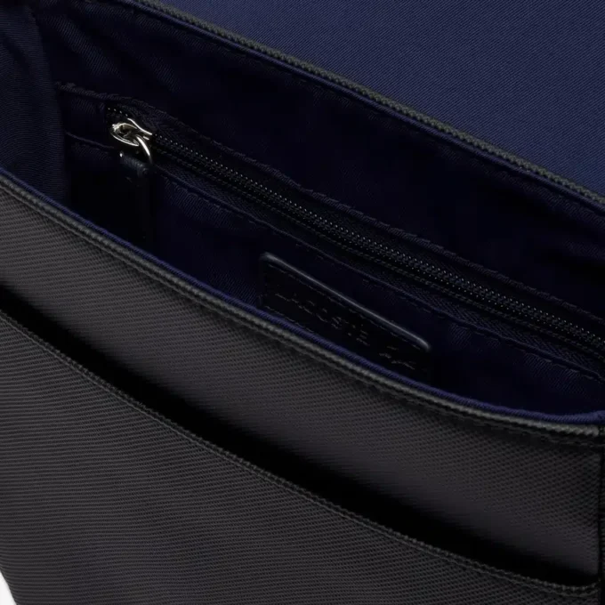 Bolso de hombro clásico con solapa