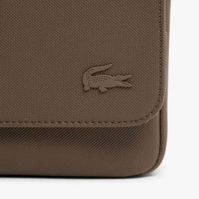 Bolso de hombro clásico con solapa