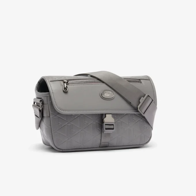Bolso pequeño de piel con solapa y monograma
