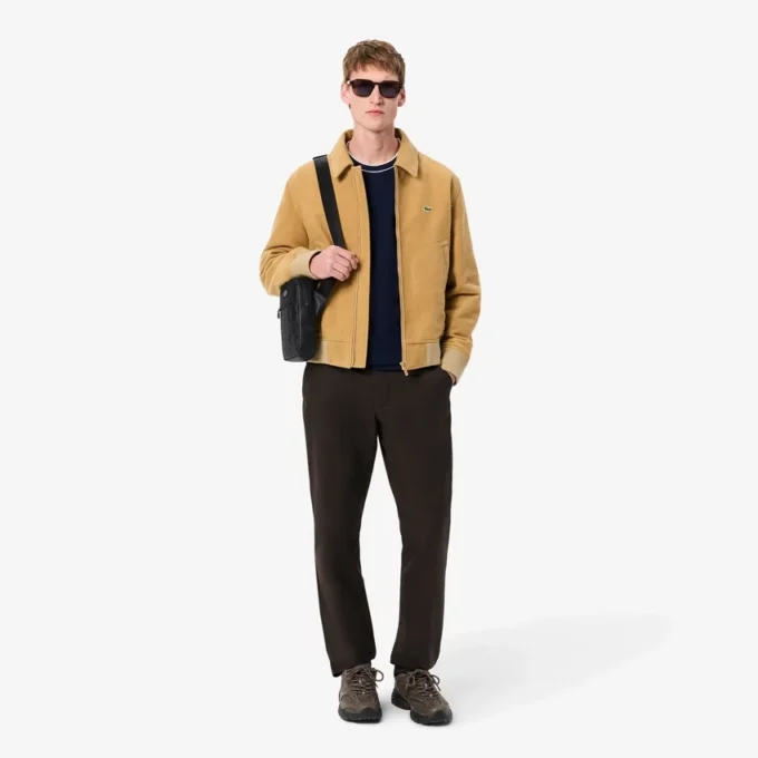 Bolso tipo cartera con monograma
