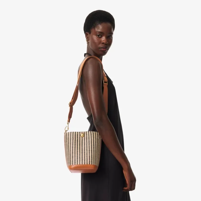 Bolso tipo cubo de rafia Small Summer Pack