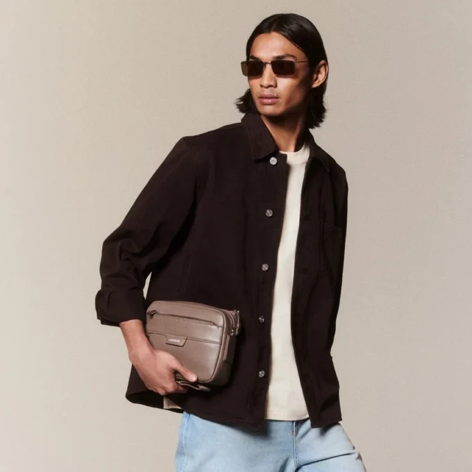 Bolso tipo reporter de piel Ossian