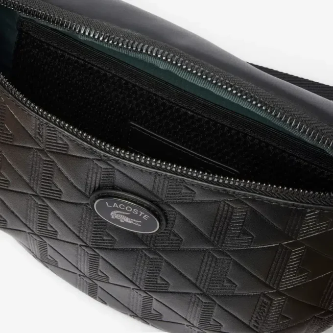 Bolsos de cuero con monograma en relieve