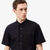 Camisa de algodón de manga corta y corte regular para hombre