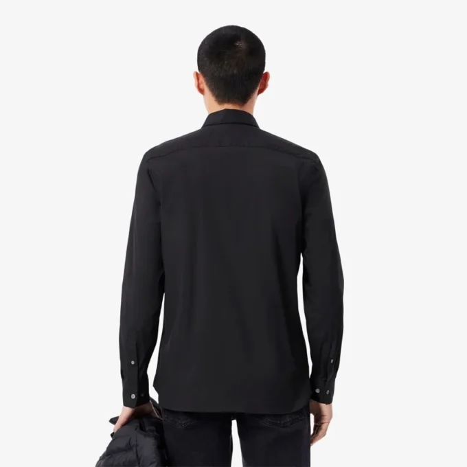 Camisa de hombre ajustada elástica con botones