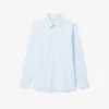 Camisa de hombre de corte entallado, a rayas y elástica, con botones