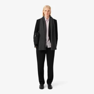 Camisa de hombre de corte regular a rayas con botones