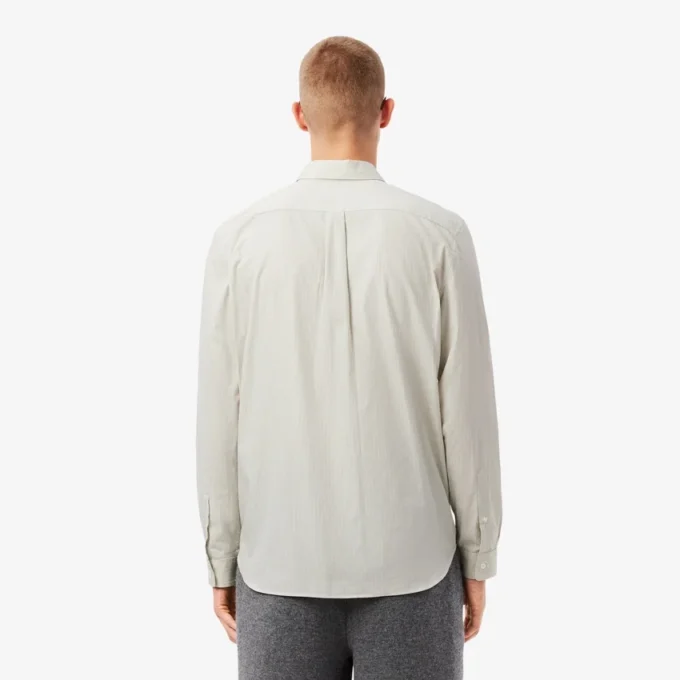 Camisa de hombre de corte regular a rayas con botones