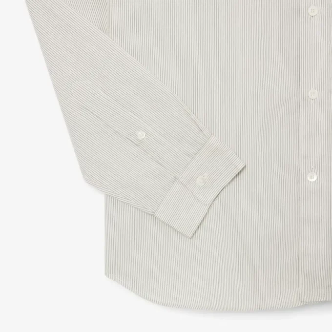 Camisa de hombre de corte regular a rayas con botones