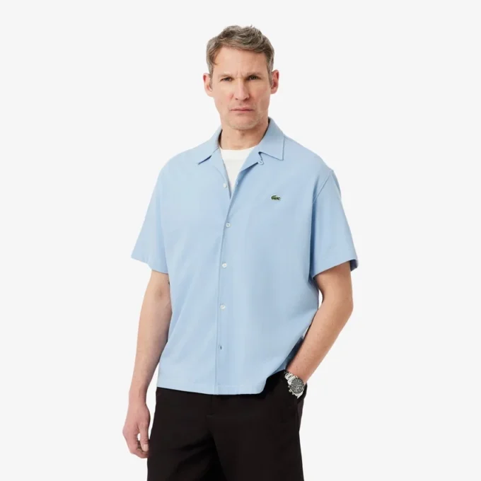 Camisa de piqué de manga corta y corte holgado