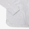 Camisa de popelín elástico a rayas de corte entallado