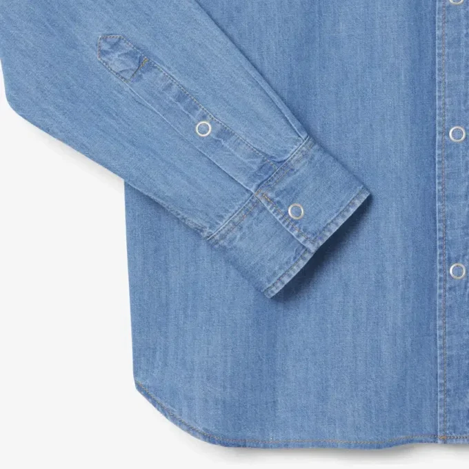 Camisa vaquera ligera de corte regular para hombre