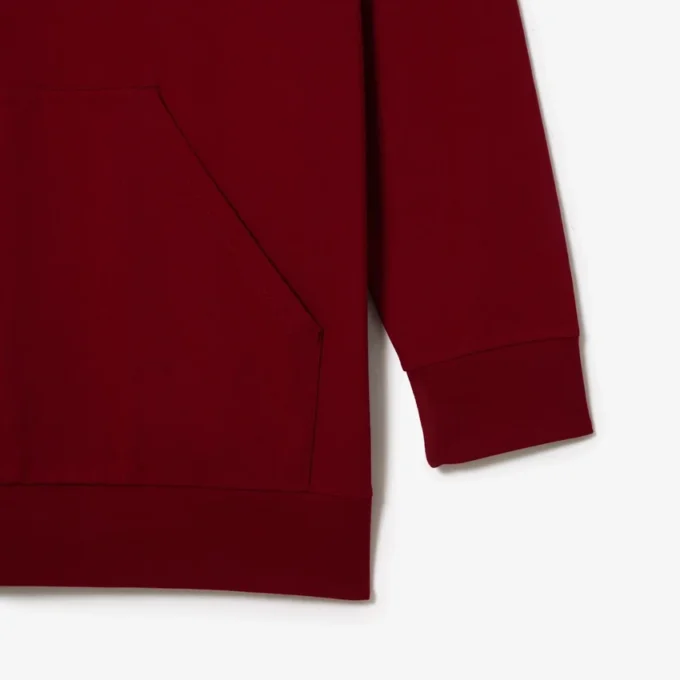 Camiseta con capucha de corte largo para hombre
