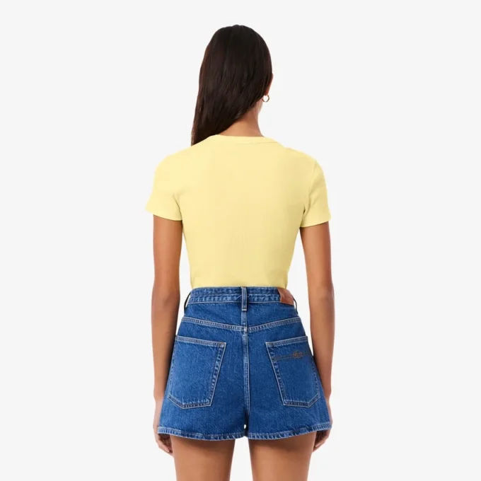 Camiseta de algodón acanalado de corte ajustado para mujer