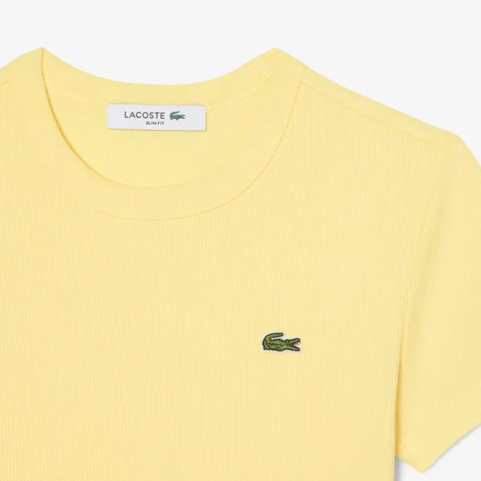 Camiseta de algodón acanalado de corte ajustado para mujer