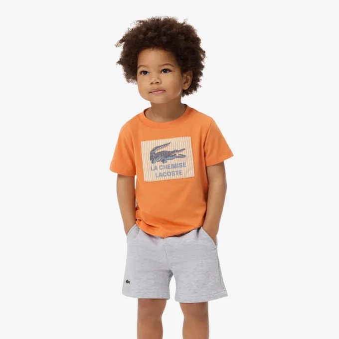 Camiseta de algodón con detalle de insignia