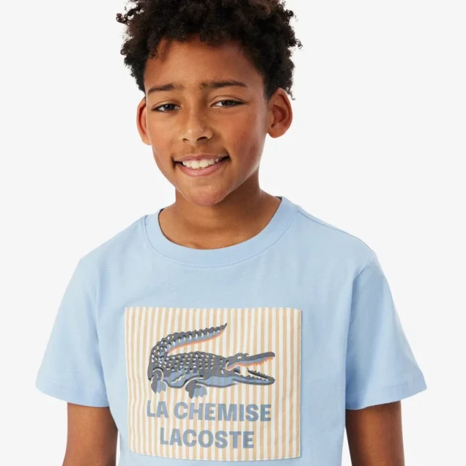 Camiseta de algodón con detalle de insignia