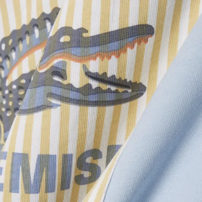 Camiseta de algodón con detalle de insignia