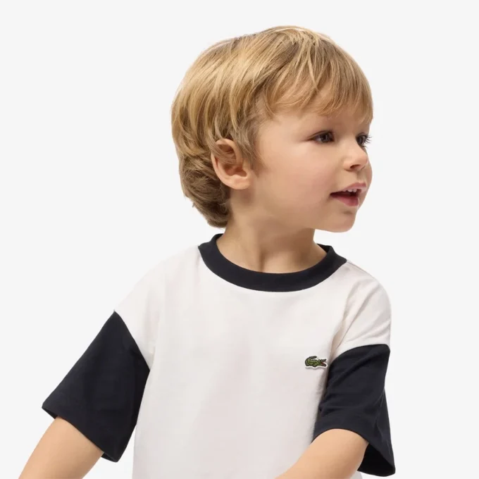 Camiseta de algodón con ribetes en contraste
