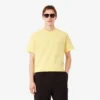 Camiseta de corte clásico con detalle de insignia grande