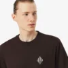 Camiseta de corte clásico con detalle de insignia grande
