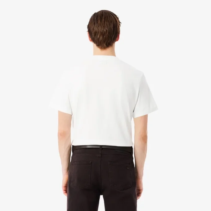 Camiseta de corte clásico con detalle de insignia grande