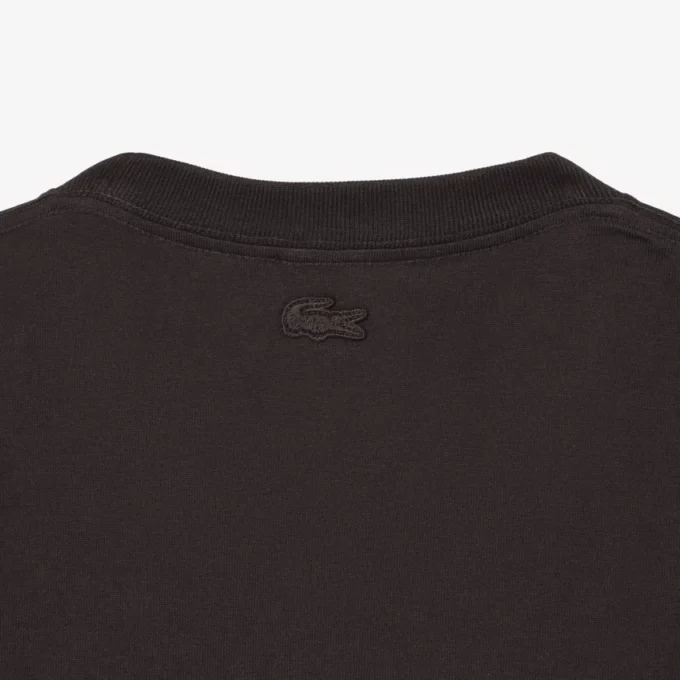 Camiseta de corte clásico con detalle de insignia grande