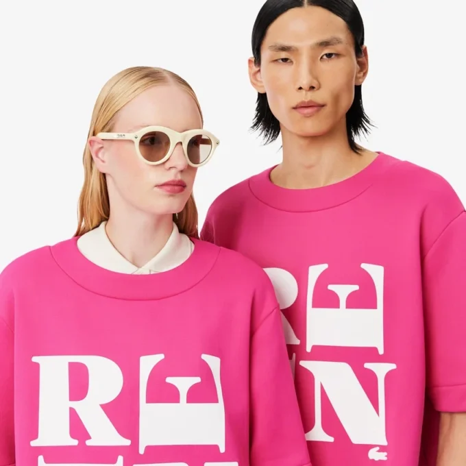 Camiseta gráfica de satén Runway