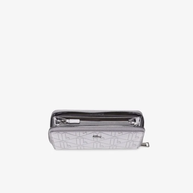 Cartera grande con cremallera y acabado metalizado