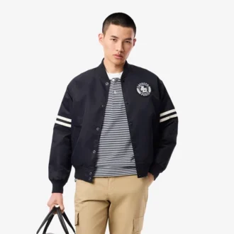Chaqueta bomber repelente al agua con insignia bordada para hombre