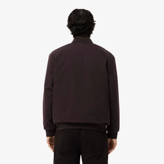 Chaqueta bomber retro con insignia y repelente al agua