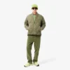 Chaqueta con insignia repelente al agua para hombre