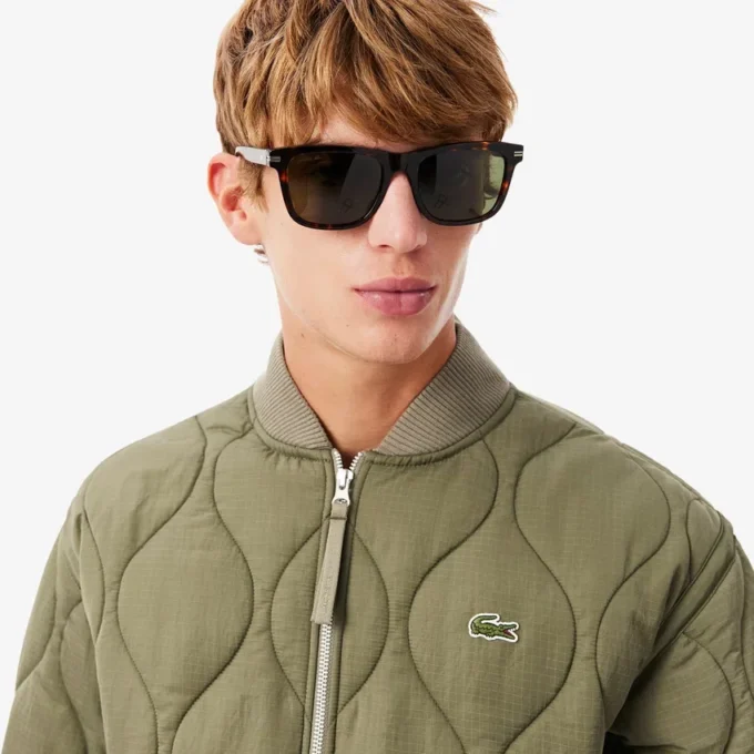 Chaqueta con insignia repelente al agua para hombre