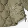 Chaqueta con insignia repelente al agua para hombre