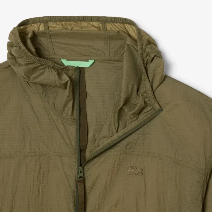 Chaqueta de nylon repelente al agua para hombre