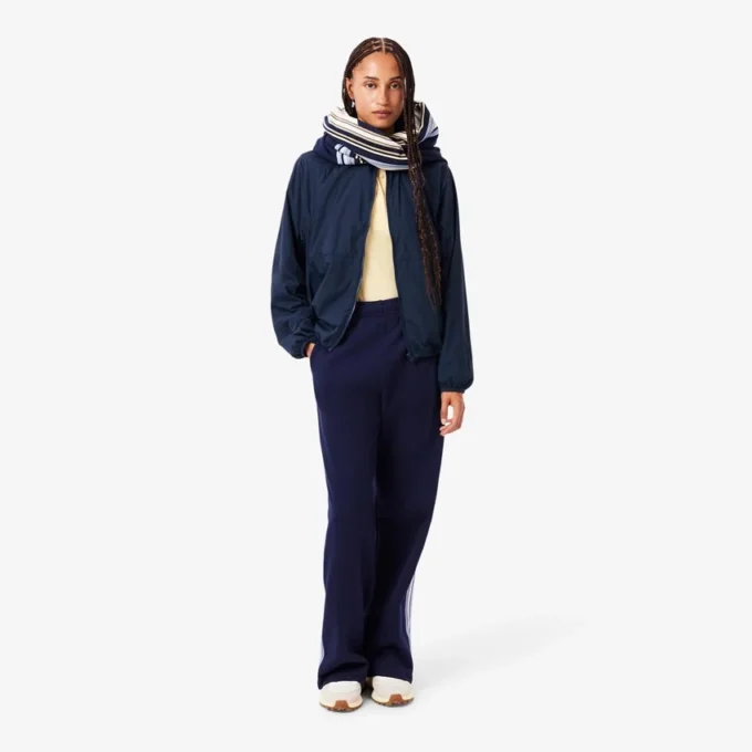 Chaqueta deportiva con capucha para mujer