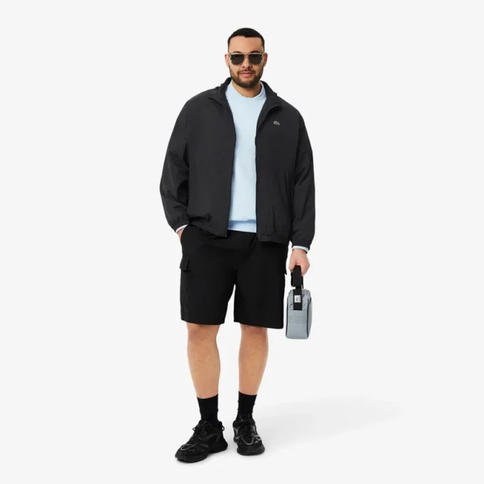 Chaqueta deportiva con capucha repelente al agua para hombre