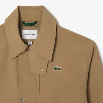 Chaqueta ligera repelente al agua para hombre