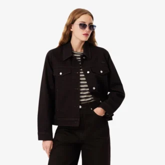Chaqueta vaquera entallada con botones