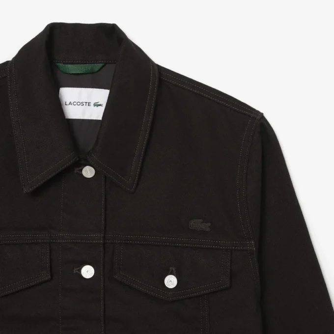 Chaqueta vaquera entallada con botones