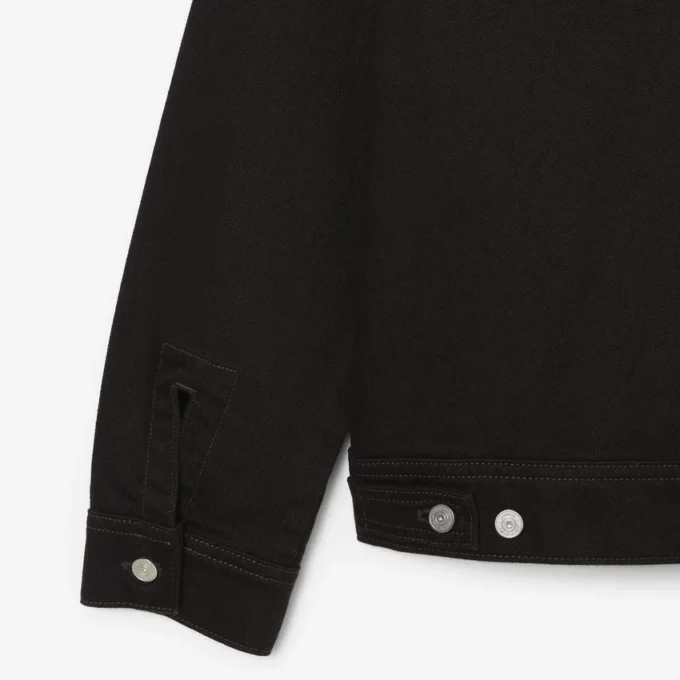 Chaqueta vaquera entallada con botones