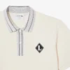 Fabricado en Francia. Polo clásico con insignia
